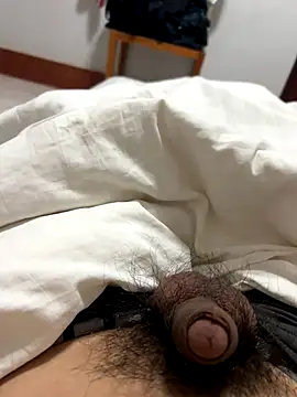 Snapshot of wa1843 chatting on 10/06/25, 12:24 wa1843 online show from 10/06/25, 12:24