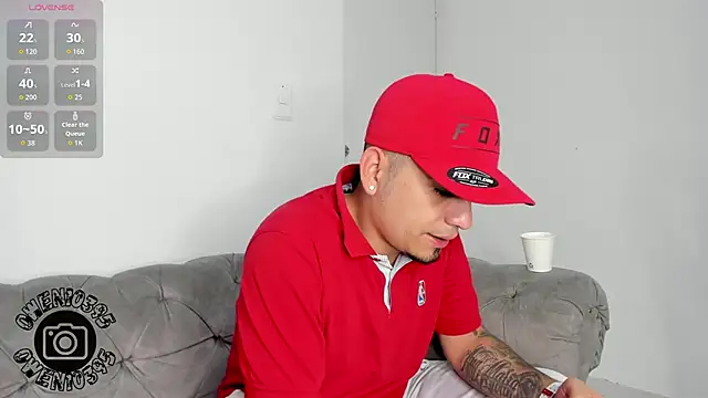 OwenStonne  online show from 09/26/25, 04:05