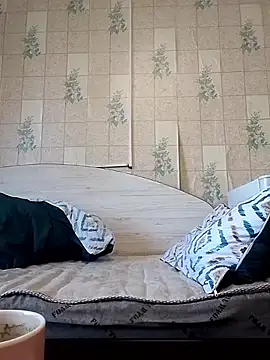 Tupo070481 online show from 09/14/25, 11:42