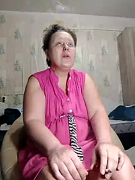 Tupo070481 online show from 12/17/25, 05:02