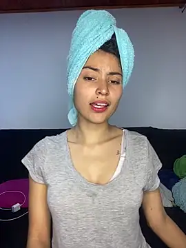 hotwife26 online show from 12/22/25, 03:20