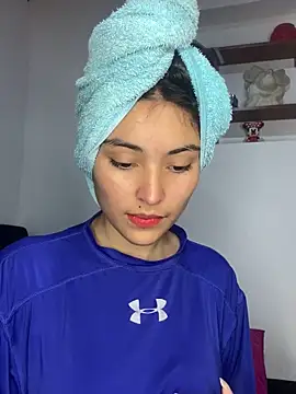 Snapshot of hotwife26 chatting on 03/12/26, 11:55 hotwife26 online show from 03/12/26, 11:55