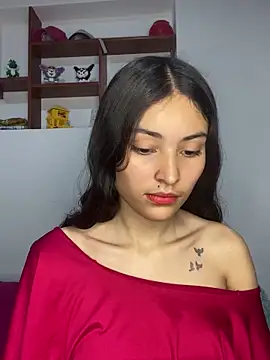 Snapshot of hotwife26 chatting on 03/14/26, 12:17 hotwife26 online show from 03/14/26, 12:17