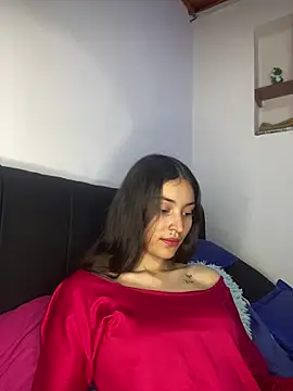 Snapshot of hotwife26 chatting on 04/09/26, 10:59 hotwife26 online show from 04/09/26, 10:59