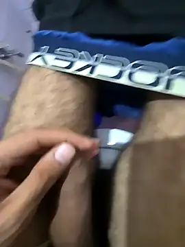 Snapshot of mumbaizboi chatting on 10/08/25, 08:17 mumbaizboi online show from 10/08/25, 08:17