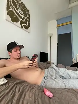 Snapshot of shyandchilling chatting on 03/04/26, 04:24 shyandchilling online show from 03/04/26, 04:24