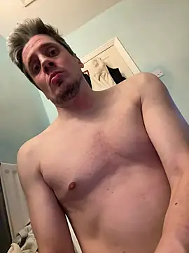 Snapshot of shyandchilling chatting on 03/16/26, 09:19 shyandchilling online show from 03/16/26, 09:19