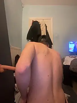 Snapshot of shyandchilling chatting on 03/25/26, 09:10 shyandchilling online show from 03/25/26, 09:10