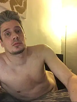 Snapshot of shyandchilling chatting on 04/21/26, 09:06 shyandchilling online show from 04/21/26, 09:06