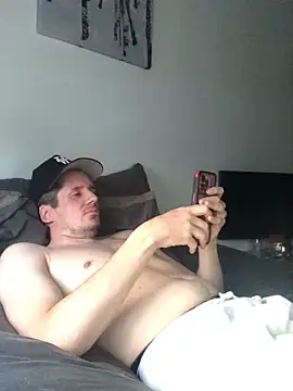 Snapshot of shyandchilling chatting on 05/30/26, 07:55 shyandchilling online show from 05/30/26, 07:55