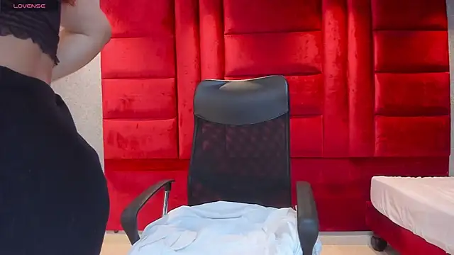 VictoriaFerro online show from 12/04/25, 02:26