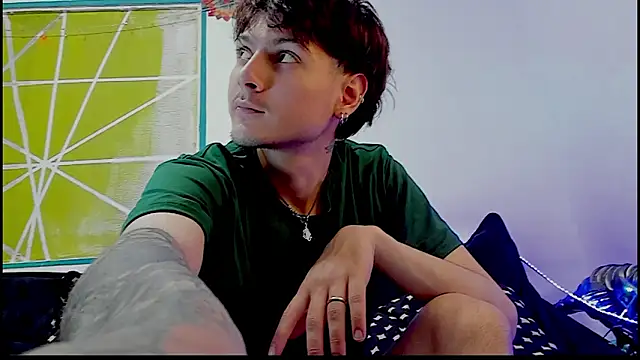 Snapshot of Dioniso_guy8 chatting on 03/12/26, 10:27 Dioniso guy8 online show from 03/12/26, 10:27