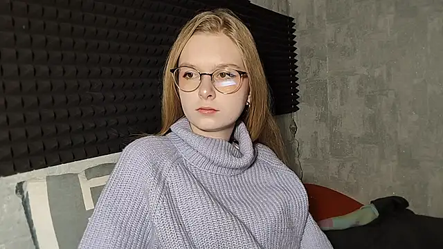 LiaVibes online show from 02/13/26, 07:04