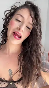 Snapshot of alysa_g_ chatting on 10/19/25, 08:31 alysa g online show from 10/19/25, 08:31