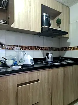 BiiancaEstradaa online show from 10/27/25, 10:03