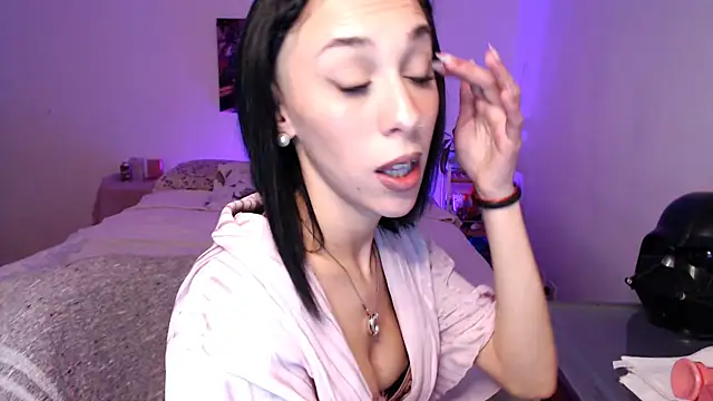 Sofia Amour online show from 09/08/25, 11:04