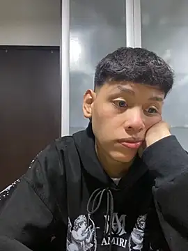 zeus blaze online show from 09/13/25, 01:05