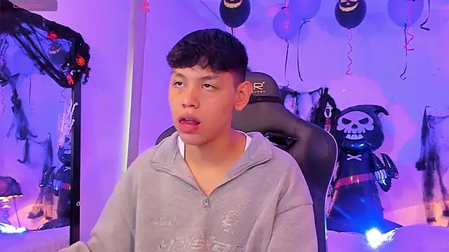 zeus blaze online show from 11/01/25, 08:00