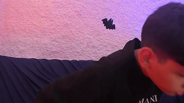 zeus blaze online show from 11/05/25, 07:47