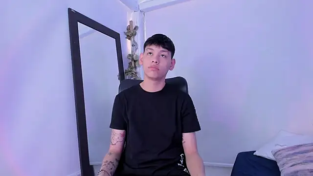 zeus blaze online show from 11/15/25, 03:19