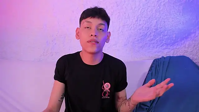 zeus blaze online show from 11/22/25, 10:09