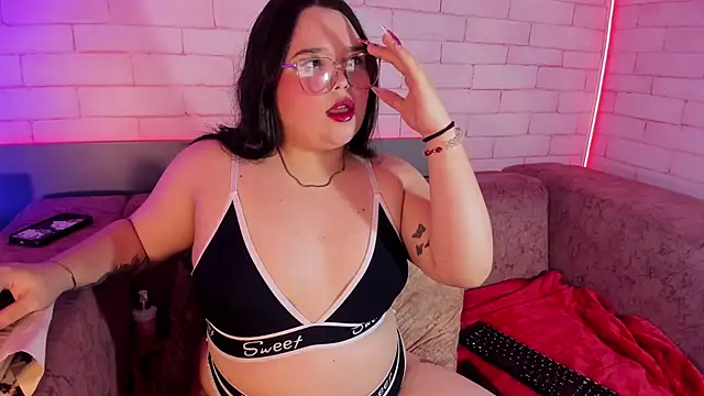 Lushi Love online show from 10/28/25, 07:38