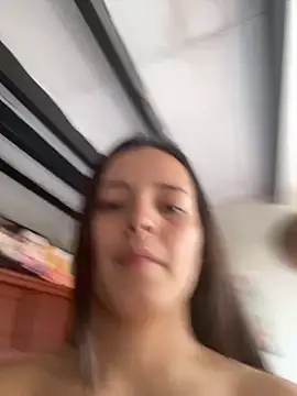 Mia jhoonson online show from 10/04/25, 03:32