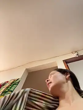 Snapshot of Mia_jhoonson chatting on 11/28/25, 12:08 Mia jhoonson online show from 11/28/25, 12:08