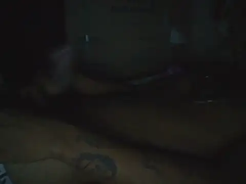 Snapshot of Machucon1 chatting on 11/17/25, 02:39 Machucon1 online show from 11/17/25, 02:39