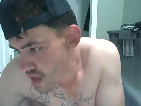 Snapshot of FirstTimeEvr chatting on 03/27/26, 09:47 FirstTimeEvr online show from 03/27/26, 09:47