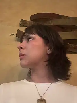 Adry Bach  online show from 09/28/25, 11:54