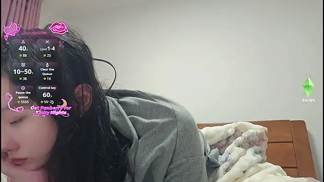 Eulalia-A online show from 12/15/25, 08:40