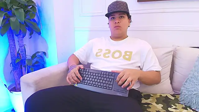 Naim Bennetsex online show from 11/21/25, 06:06