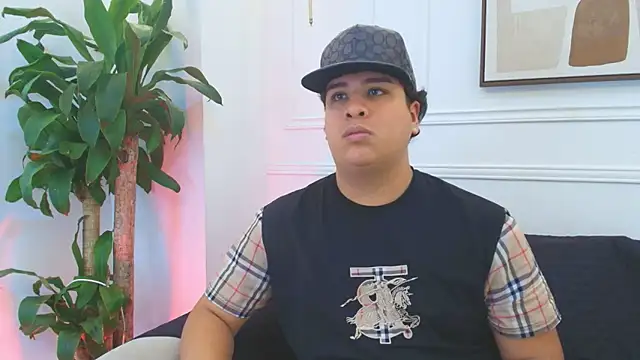 Naim Bennetsex online show from 12/13/25, 08:04