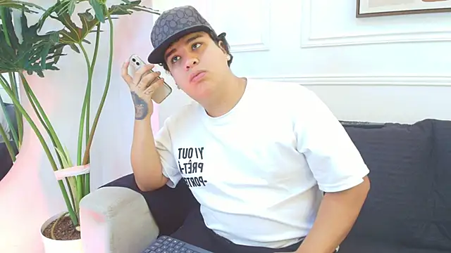 Naim Bennetsex online show from 12/20/25, 06:59