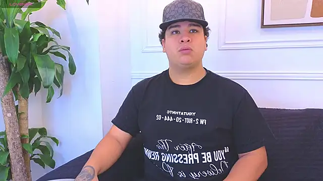 Naim Bennetsex online show from 02/17/26, 06:36