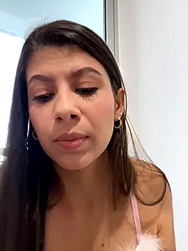 Lenapink19 online show from 10/31/25, 09:49