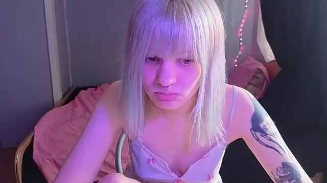 Elieiza xo online show from 04/07/26, 08:59