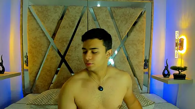 Snapshot of jayd_muscle chatting on 10/31/25, 04:57 jayd muscle online show from 10/31/25, 04:57