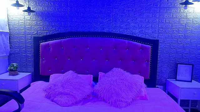 Natalie loffreda online show from 12/19/25, 03:13