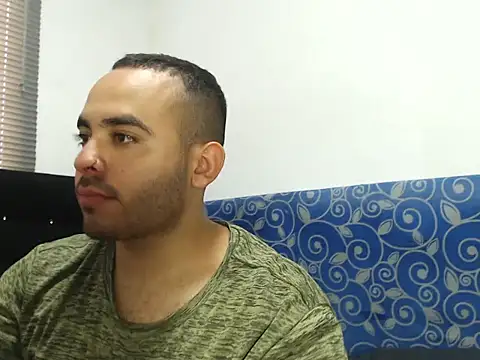 Ana ThiagoxX online show from 02/02/26, 06:28