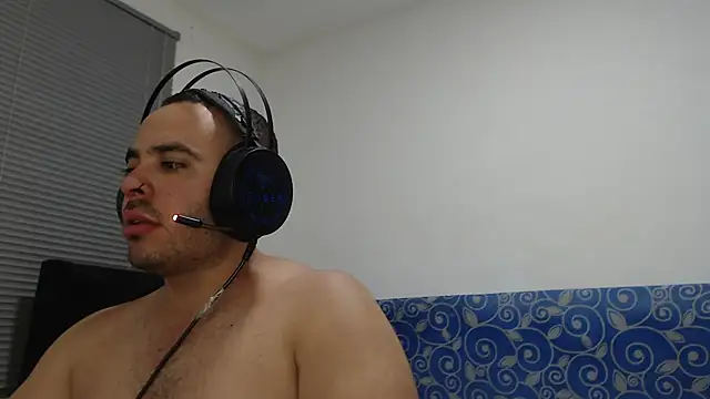 Ana ThiagoxX online show from 02/03/26, 05:27