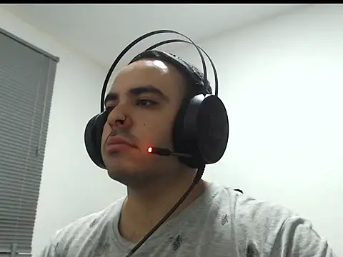 Ana ThiagoxX online show from 02/14/26, 06:21