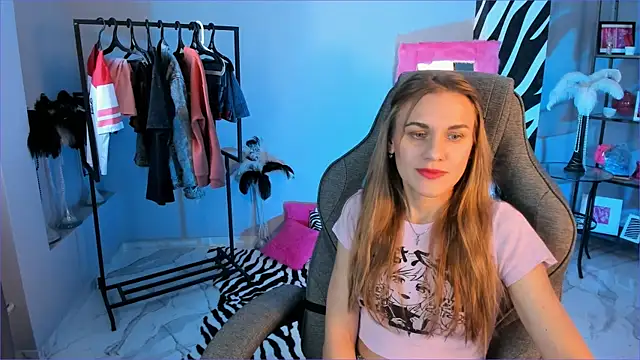 VanessaMates online show from 09/16/25, 05:19