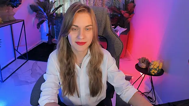 VanessaMates online show from 10/03/25, 05:48