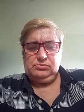 Snapshot of Sonya51561 chatting on 10/09/25, 02:48 Sonya51561 online show from 10/09/25, 02:48