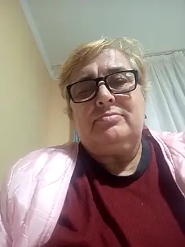 Snapshot of Sonya51561 chatting on 10/24/25, 04:36 Sonya51561 online show from 10/24/25, 04:36