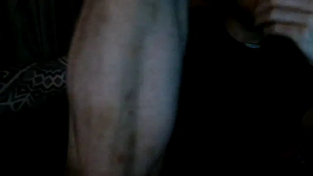 Snapshot of th1_ chatting on 04/28/26, 05:12 th1 online show from 04/28/26, 05:12