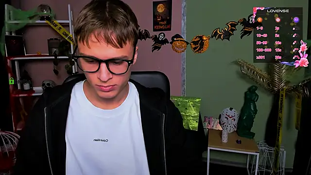 sam nexor online show from 10/31/25, 09:38