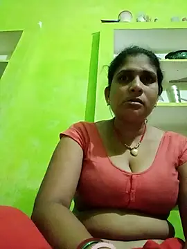 Snapshot of Hot-piuy chatting on 09/20/25, 10:22 Hot-piuy online show from 09/20/25, 10:22